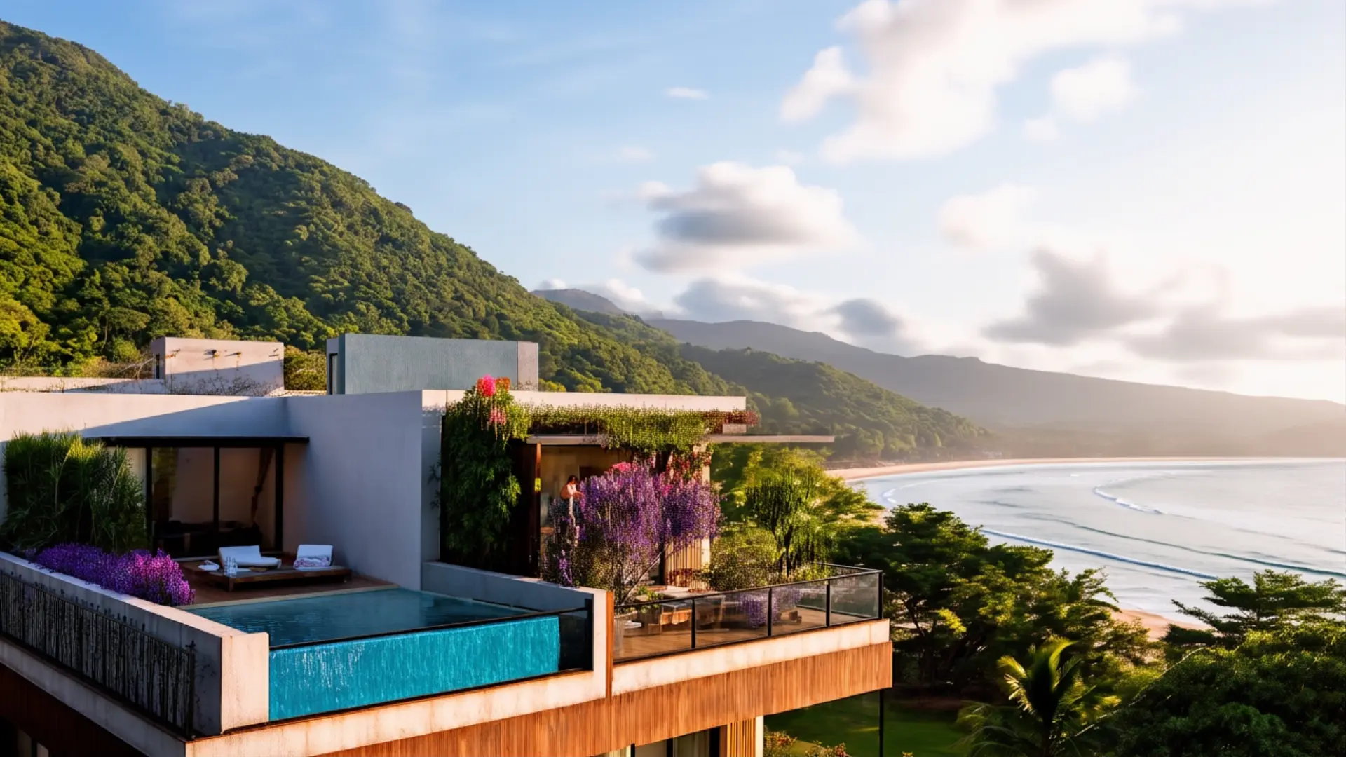 Vista da cobertura com piscina de borda infinita sobre a praia do Perequê-Açu, em Ubatuba